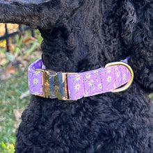 Load image into Gallery viewer, Purple Daisy Collar
