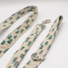 Load image into Gallery viewer, Fir Trees in Tan Dog Leash
