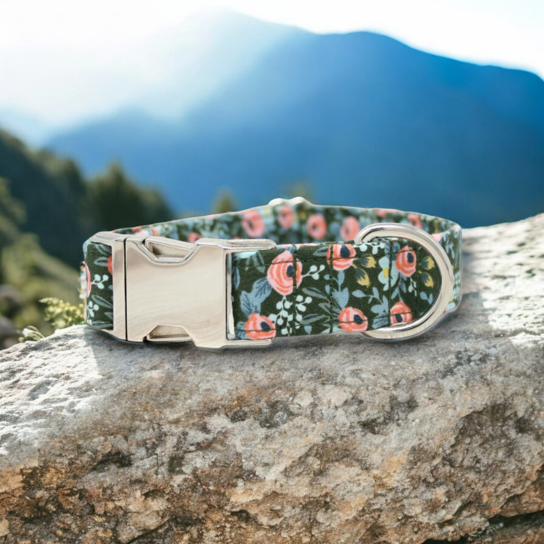 Rosa Hunter Dog Collar