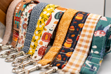 Load image into Gallery viewer, Harvest Plaid Dog Leash
