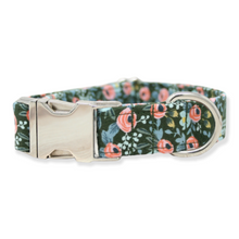 Load image into Gallery viewer, Rosa Hunter Dog Collar
